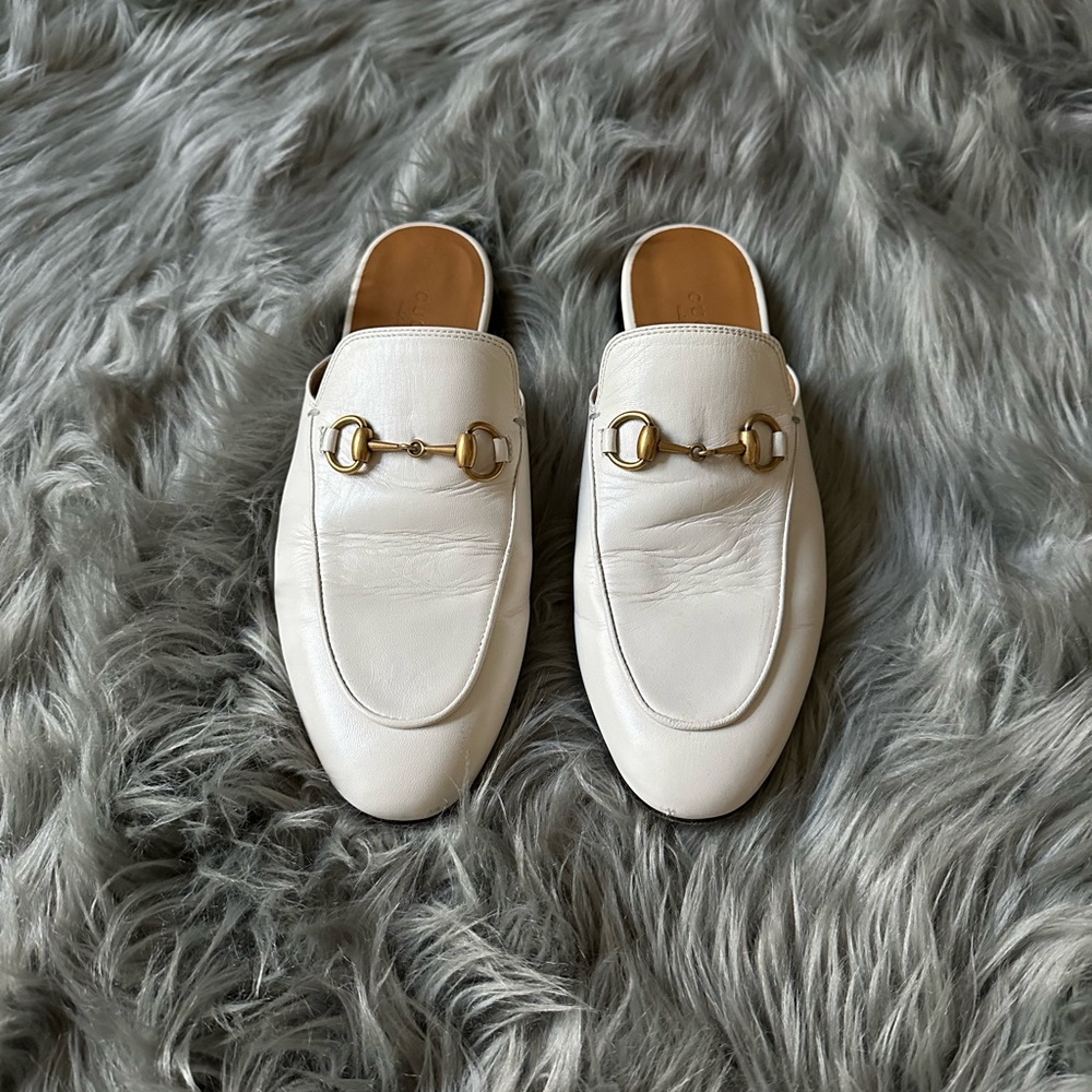 Gucci White Leather Loafers with Gold Hardware
